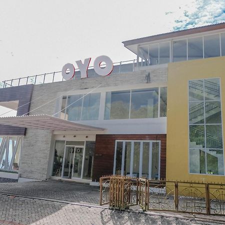 OYO 1194 Villa Bukit Panderman Residence Batu  Dış mekan fotoğraf