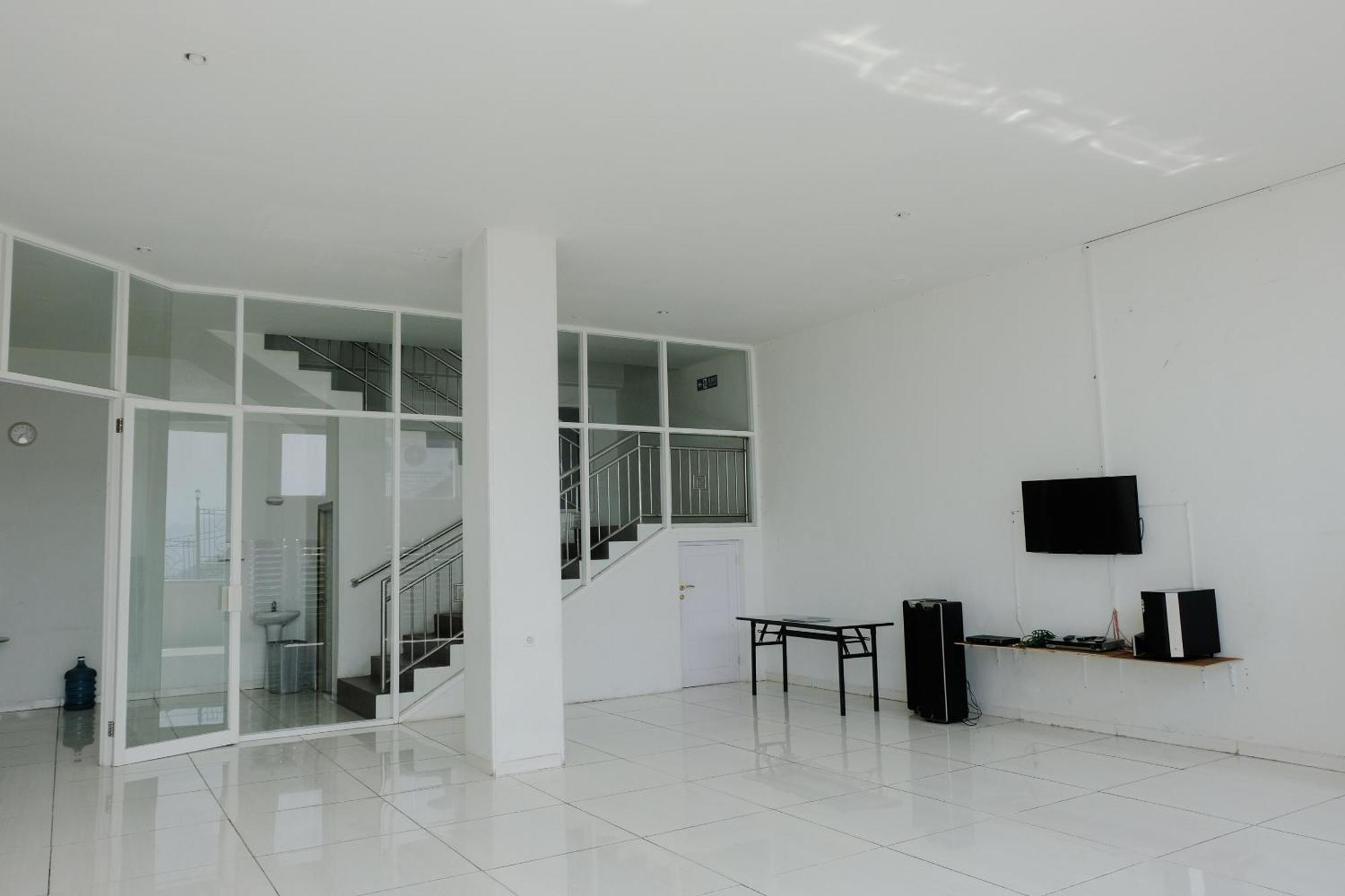 OYO 1194 Villa Bukit Panderman Residence Batu  Dış mekan fotoğraf