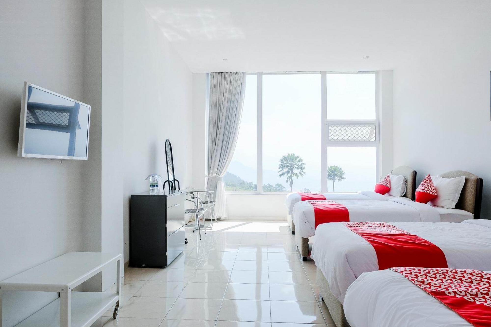 OYO 1194 Villa Bukit Panderman Residence Batu  Dış mekan fotoğraf