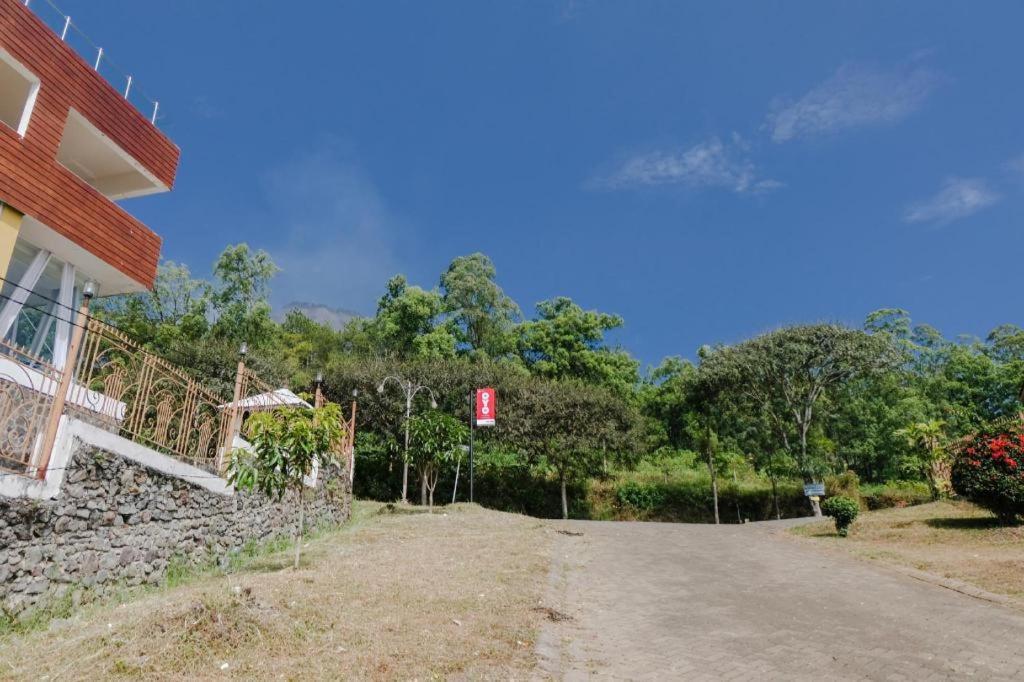 OYO 1194 Villa Bukit Panderman Residence Batu  Dış mekan fotoğraf