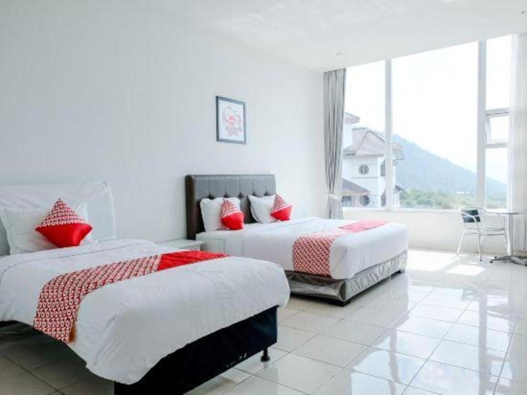 OYO 1194 Villa Bukit Panderman Residence Batu  Dış mekan fotoğraf