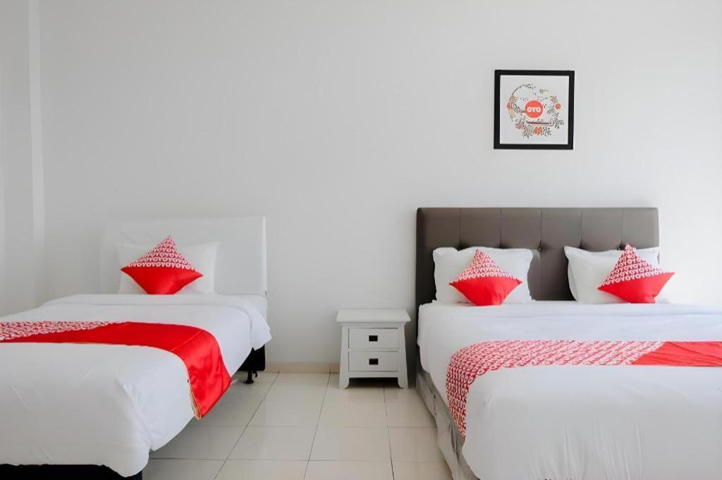 OYO 1194 Villa Bukit Panderman Residence Batu  Dış mekan fotoğraf